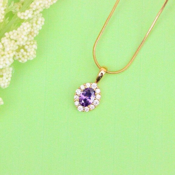 "Purple Oval Pendant with Halo in Gold-Plated Brass – Delicate Glamour, XPPT1816 - Picture 10 of 13
